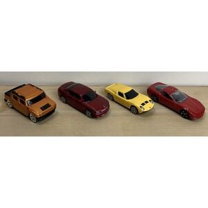 Maisto Lot‎ Of 4 1:64 Cars H2 Hummer, Corvette, Mura Charger